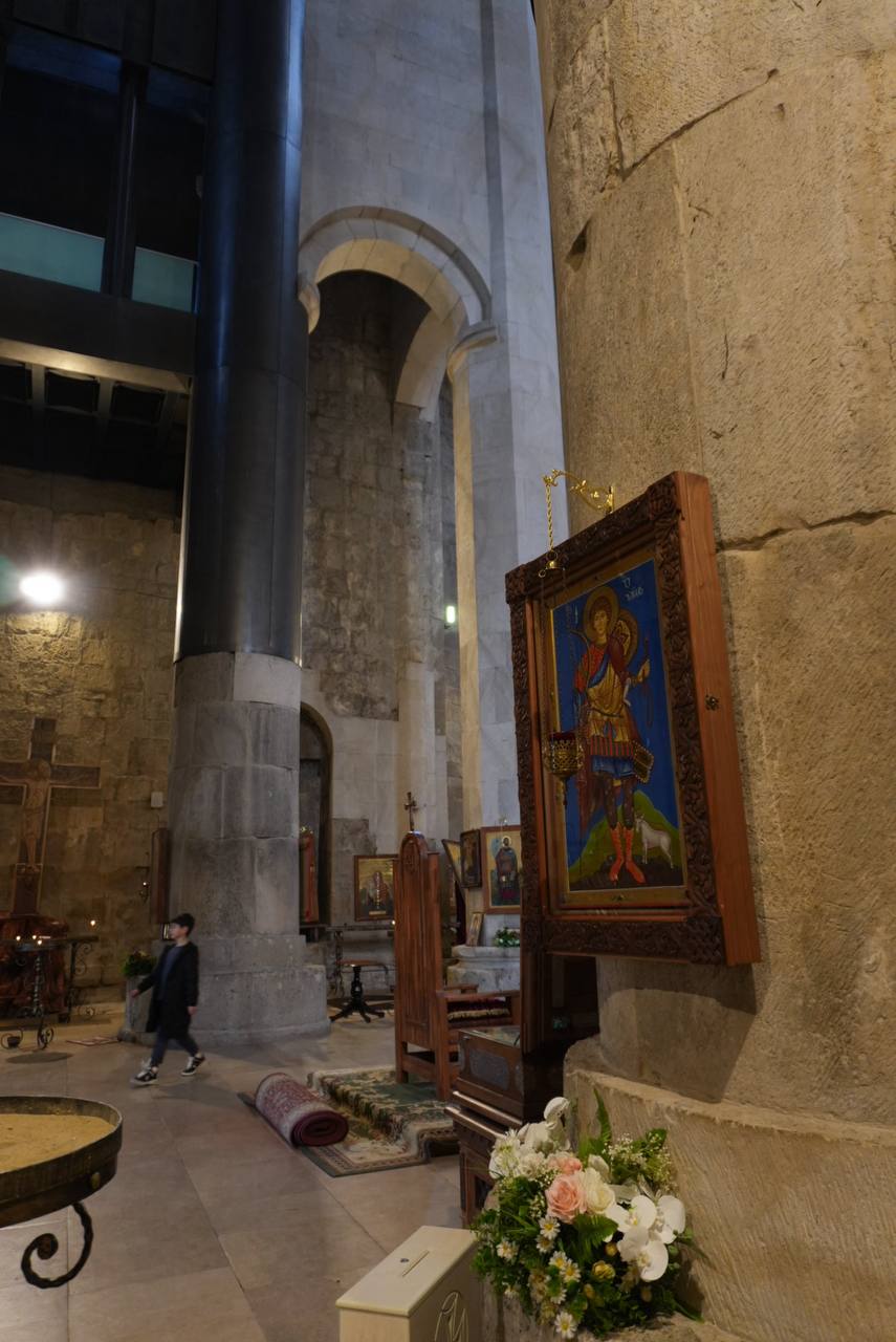 Древние стены